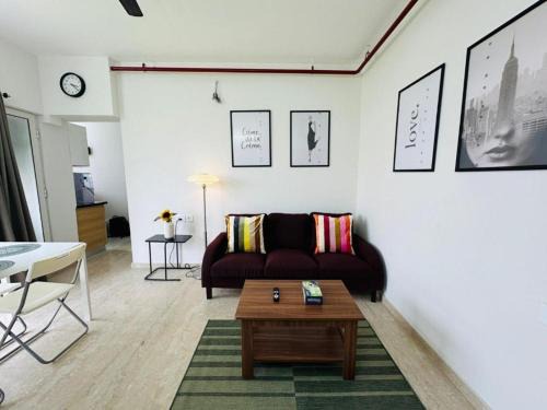 Malad East Apartment | 2BHK Service Apartment In Malad By Florastays