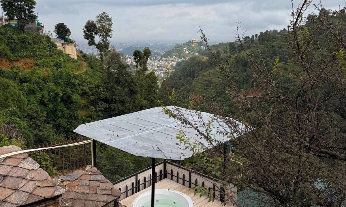 Nagarjun House | 80's House
