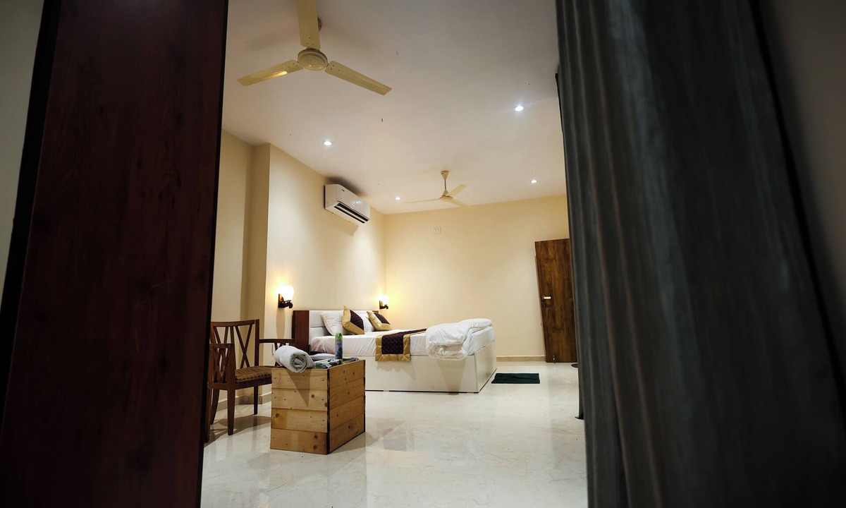 Chimur Hotel | A1 Tiger Resort