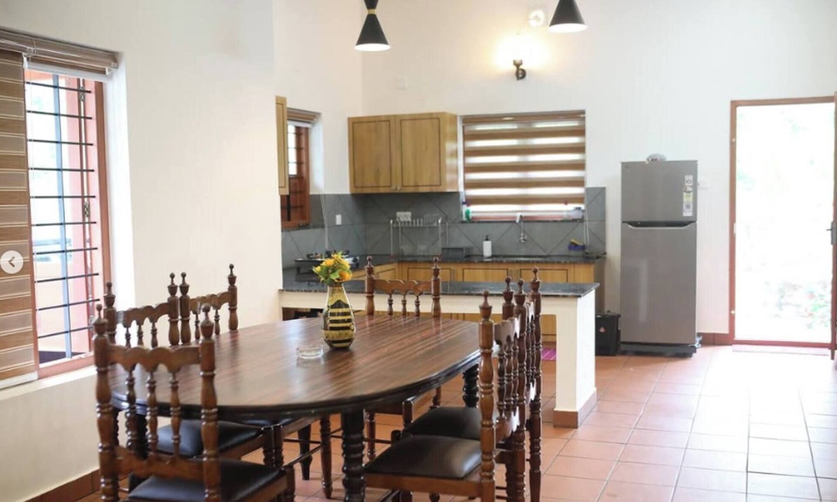 Muvattupuzha House | Acrewood Farmhouse - Pool Villa