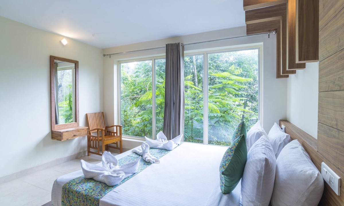 Vythiri Hotel | Adithya Nature Resort & Spa