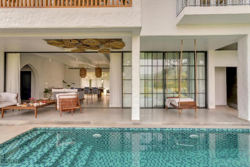 Mazal Waddo Villa | Anjuna Elite 5BHK Pvt Pool Villa with Elevator