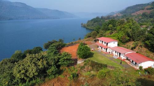 Paud House | Blue Mountain Resorts