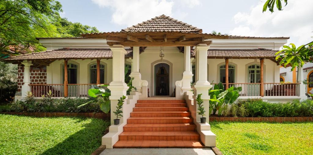 Divar Island Villa | Casa Desa Monteiro by The Blue Kite - 4BHK Stand Alone Villa In Diwar Island with Private Pool, Garden, Fully Equipped Kitchen