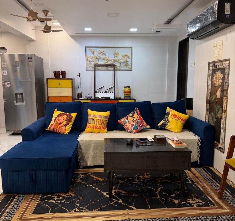 Nilje Gaon Villa | Comfort Cartel - Bollywood Royale