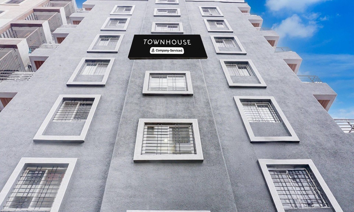 Phase 1 House | DeluxeSuper Townhouse Hinjewadi Corporate Stays