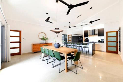Parap Villa | Dune - Poolside Elegance near Parap Markets & Beach