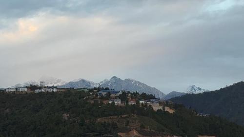 Bomdila House | E-RE House, Dirang