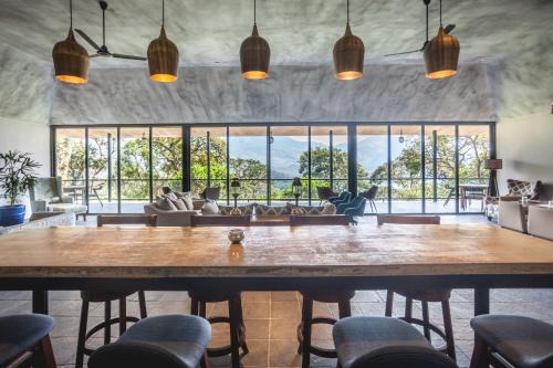 Udumbanchola Villa | Elakai