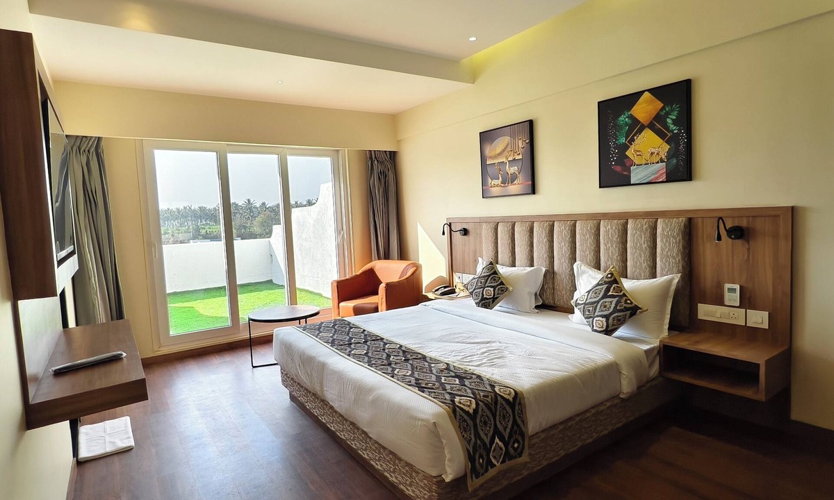 Rajgurunagar Hotel | Element by Monarch
