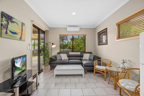 Emerald Beach Apartment | Emerald Hub 2