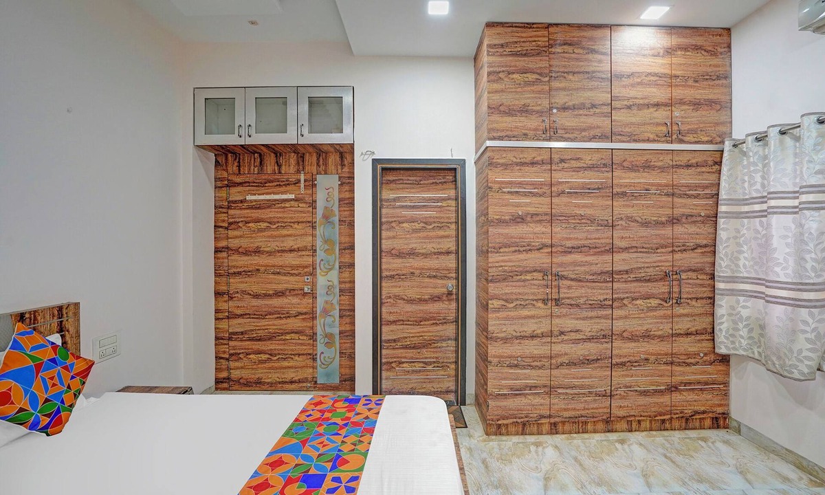 Alandi Hotel | FabHotel Kaveri Executive - Nr Alandi vithoba temple
