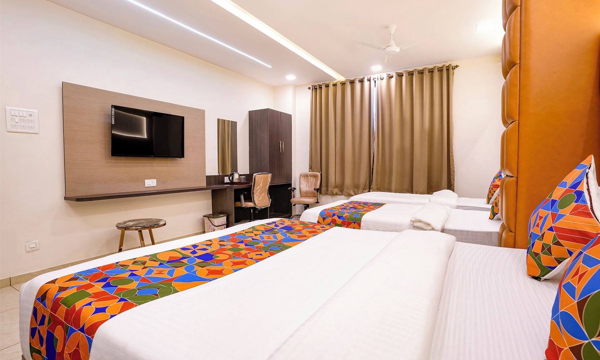 Airoli Hotel | Fabhotel Sunshine Residency