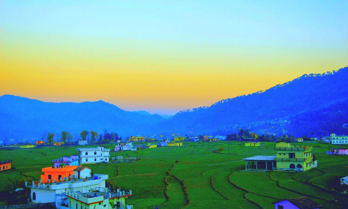 Kausani RV Rental | Garur Valley Camps