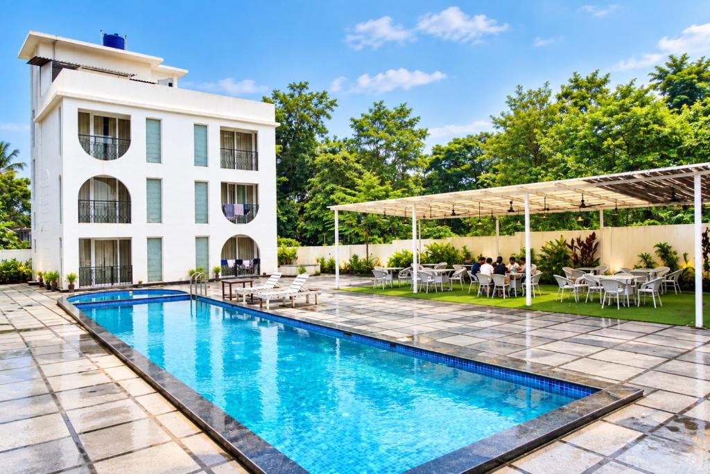 Arpora Apartment | Goa Courtyard