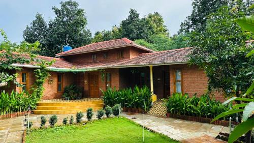 Shahapur House | Green Roots Farm Stay, Shahapur
