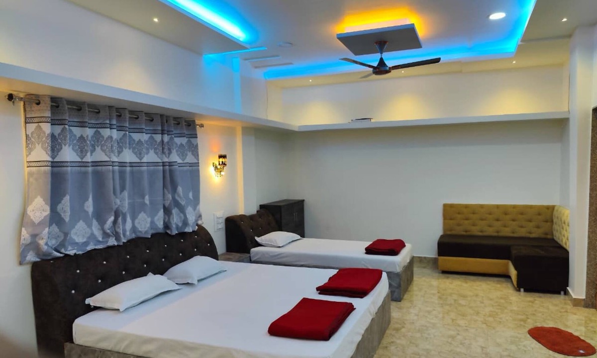 Shirol Hotel | Guru Mauli Yatri Nivas