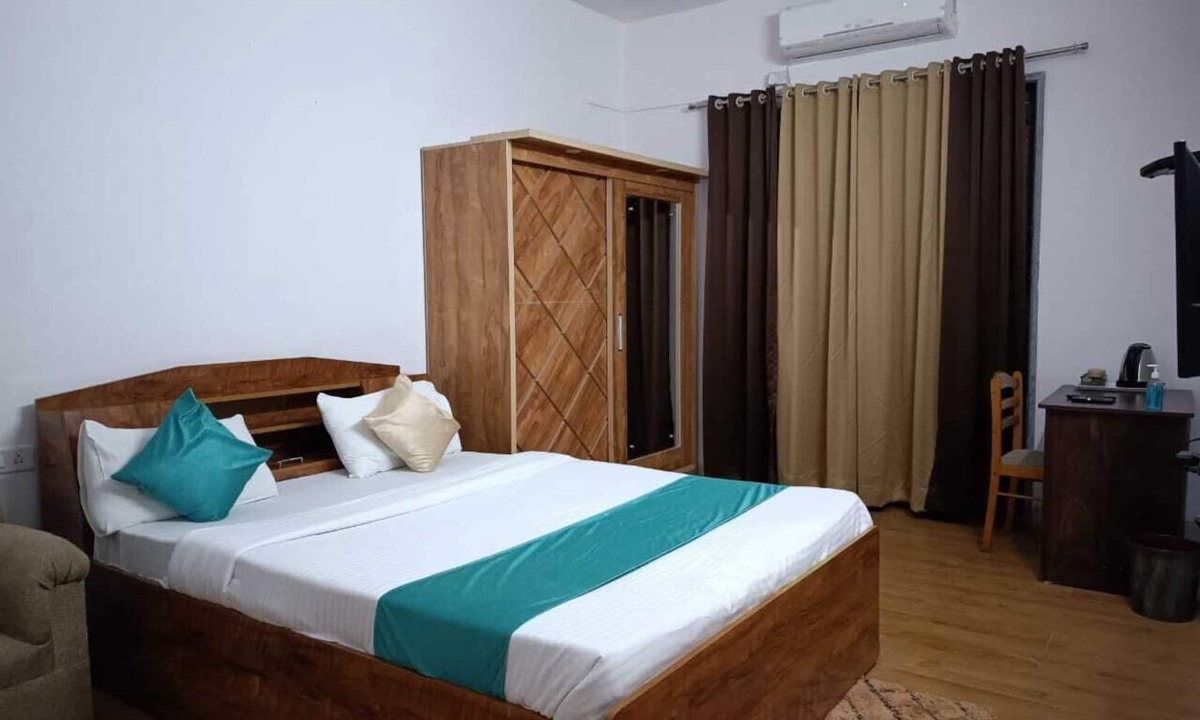 Kharadi Hotel | Happy Stay Service Apartment