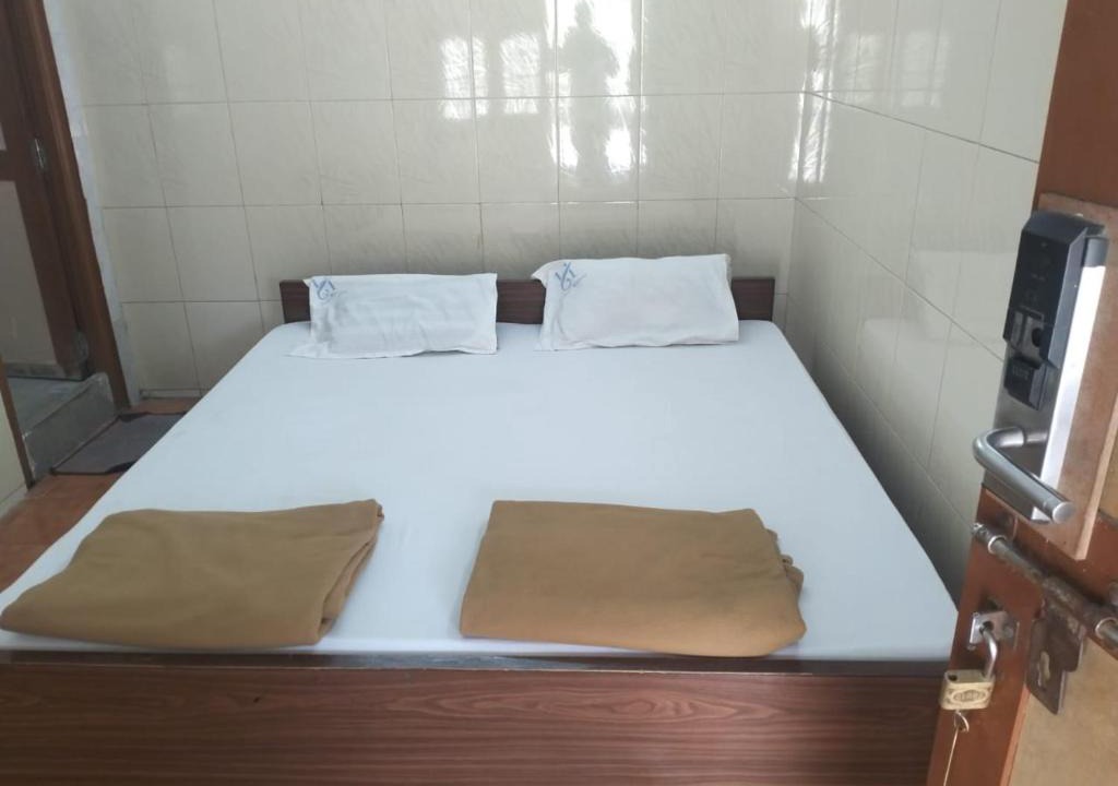 Tindivanam Hotel | Heera Residency
