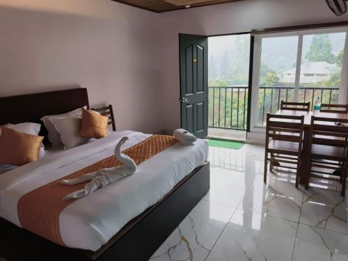 Devikolam House | Hill view cottage cj