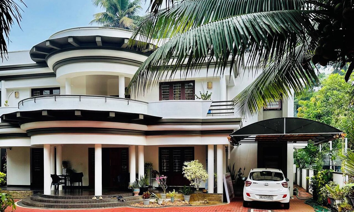 Cherthala House | Home away from home in gods own country