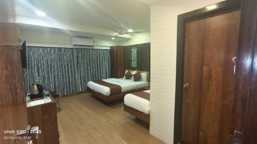 Andheri Hotel | Hotel Abraj Inn
