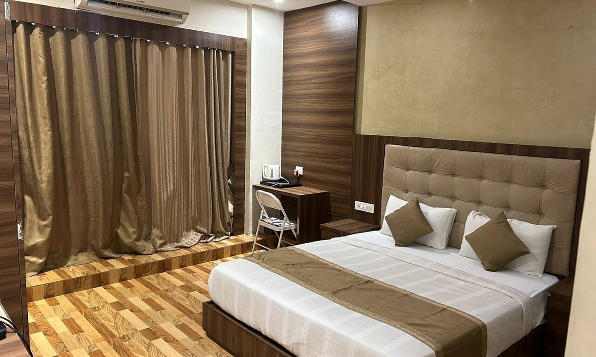 Kalina Hotel | Hotel BKC Mannat