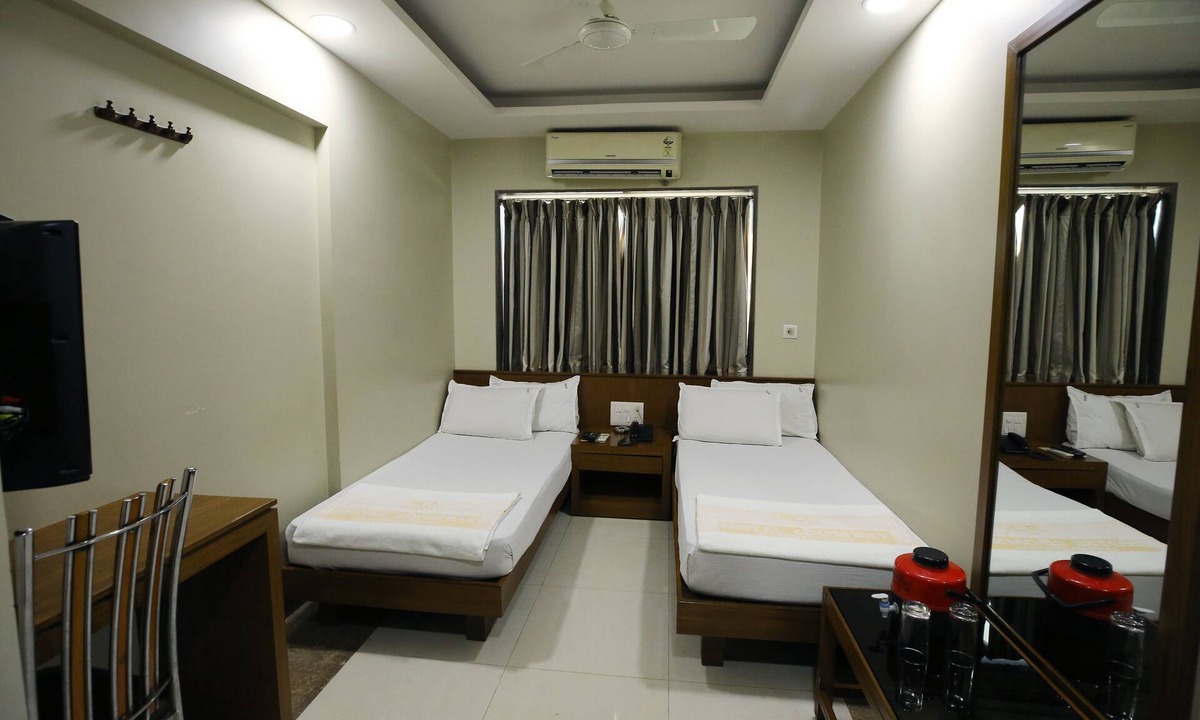 Prabhadevi Hotel | Hotel Bombay International