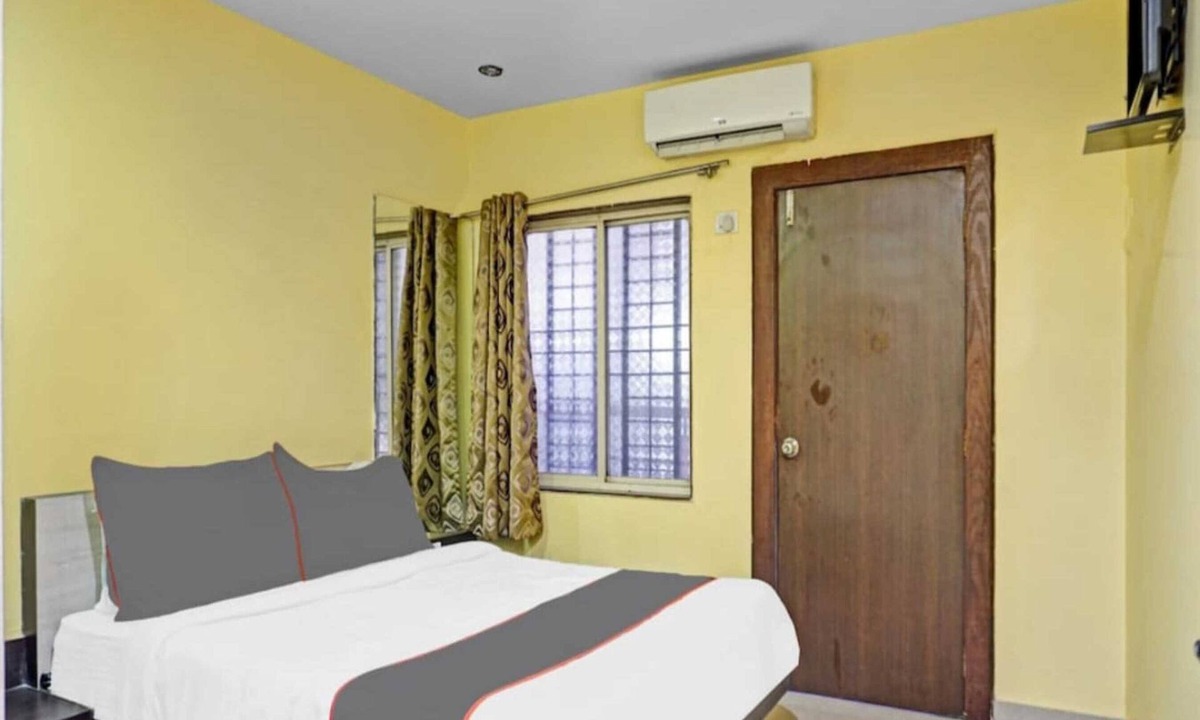 Rajgurunagar Hotel | Hotel Carnival