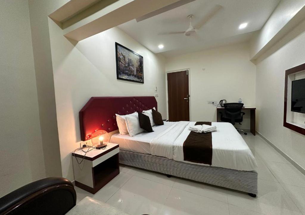 Pune Hotel | Hotel Chava Executive