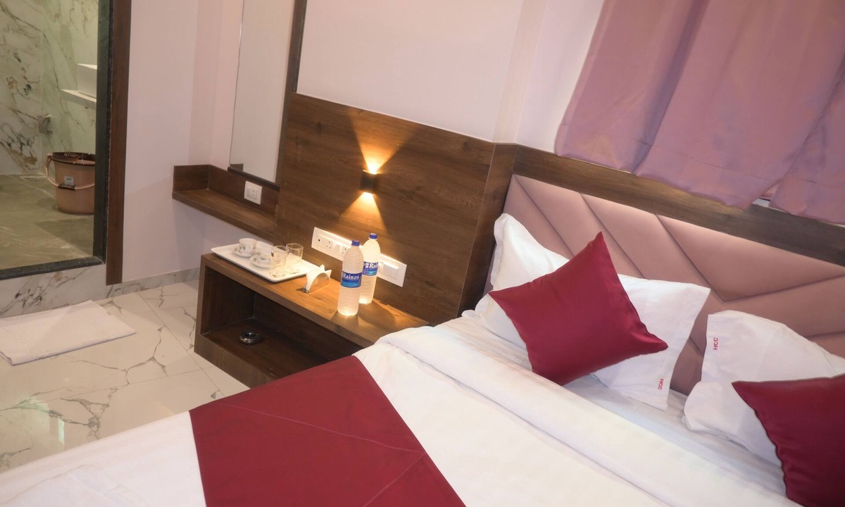 Malad East Hotel | Hotel Classy Comfort