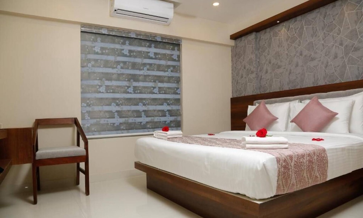 Kumily Hotel | Hotel Crystals Cove
