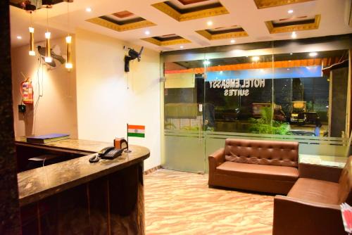Kurla West Hotel | Hotel Embassy Suites