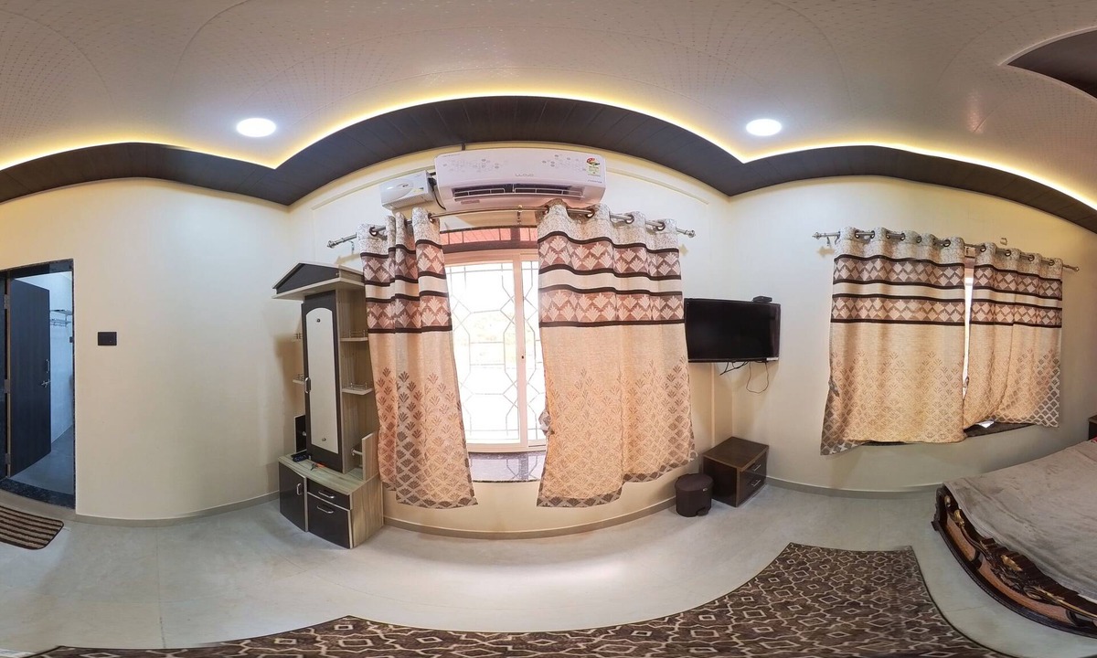 Mahabaleshwar Hotel | Hotel Laxmi Niwas