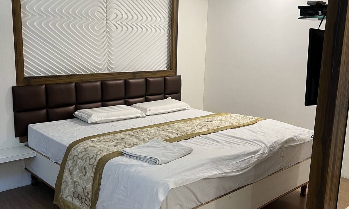 Parbhani Hotel | HOTEL NIRAJ INTERNATIONAL