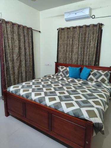 Kazhakuttam Hotel | Hotel Suncity Villa