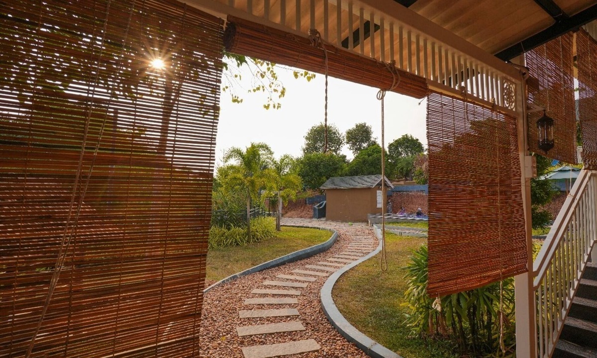 Mulanthuruthy Bed & Breakfast | Johns Village