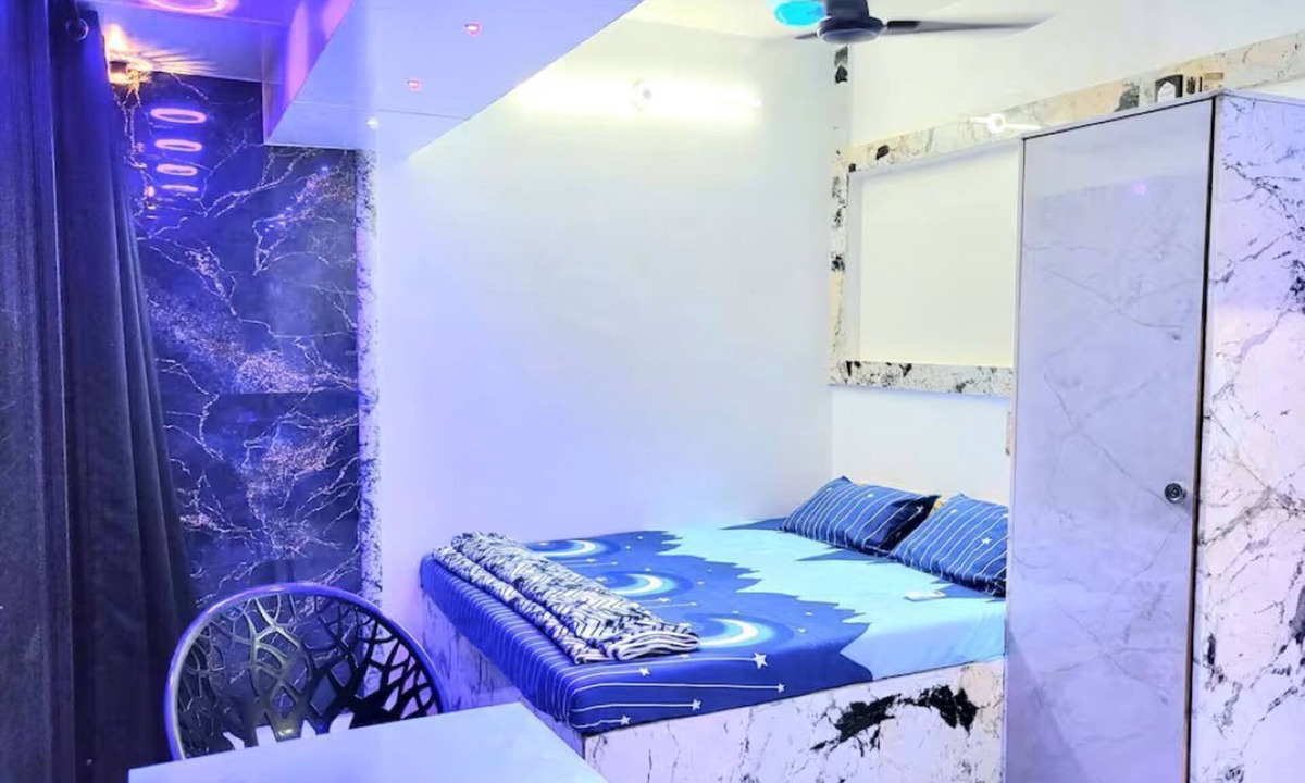 Aarey Colony Apartment | Joyful Stay at Goregaon East 2