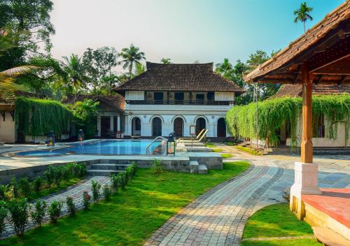 Kumarakom Resort | Kumarakom Tharavadu - Heritage Hotel