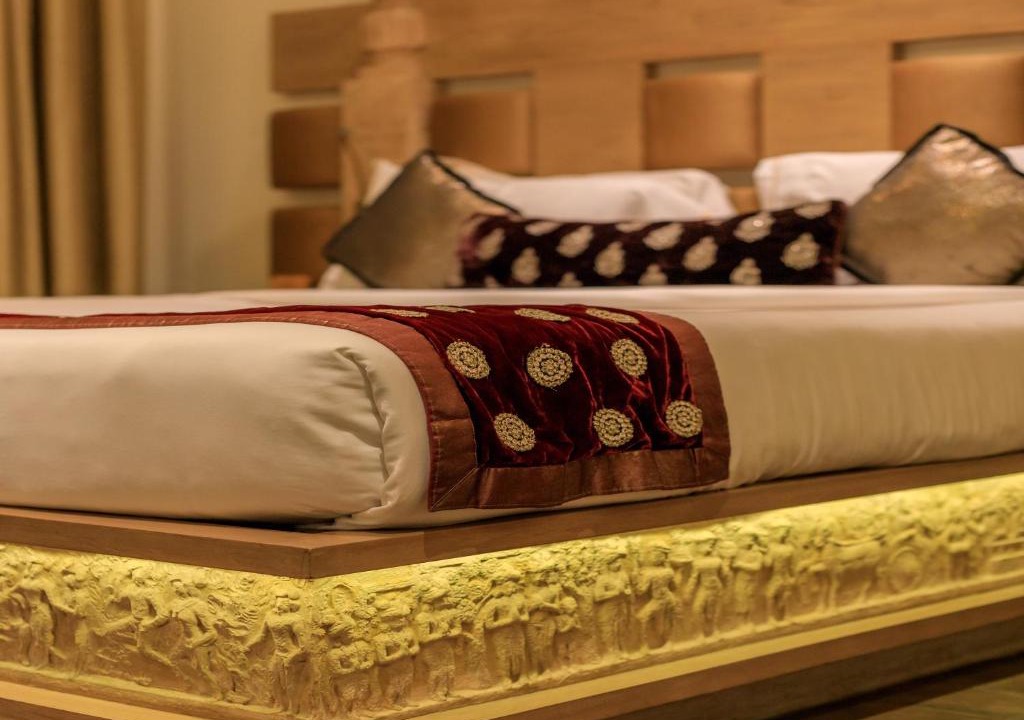 Pali Hill Hotel | Le Sutra Hotel, Khar, Mumbai