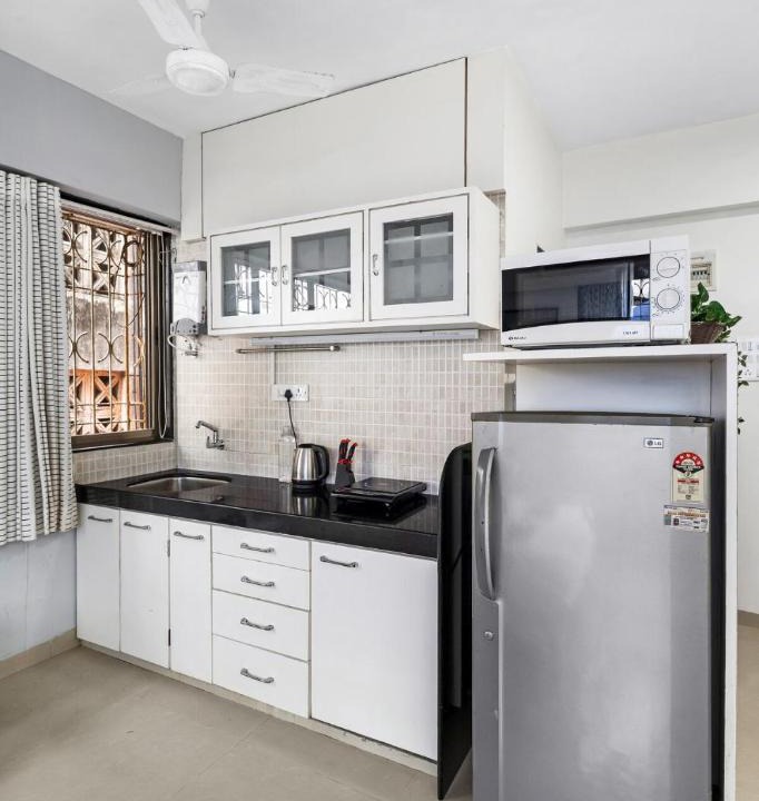 Ranwar Apartment | Lilou Studio in Bandra W by Square One Stays