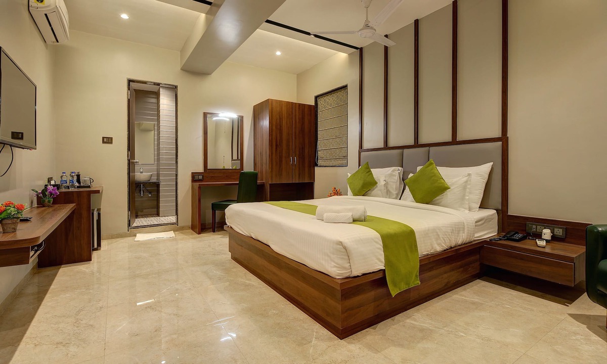 Hadapsar Hotel | MAGNUS FORTUNE HOUSE, BUSINESS HOTEL
