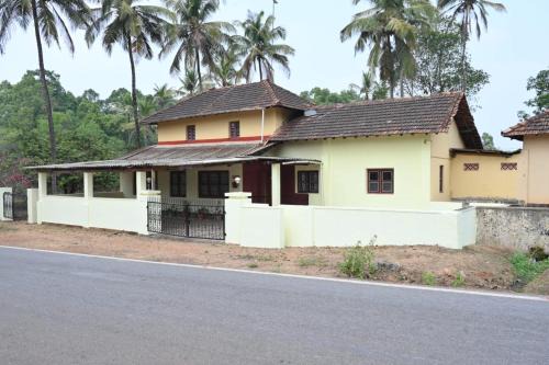 Mandarthi Ski Chalet | Manjunatha Krapa