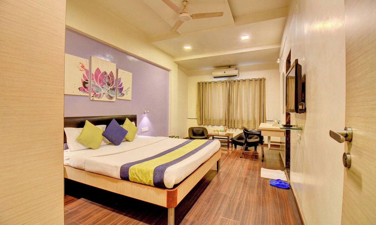 Shivajinagar Hotel | MY BIZZ HOTEL