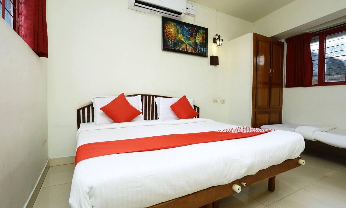 Palayam Hotel | OYO 5344 Hotel Oasis