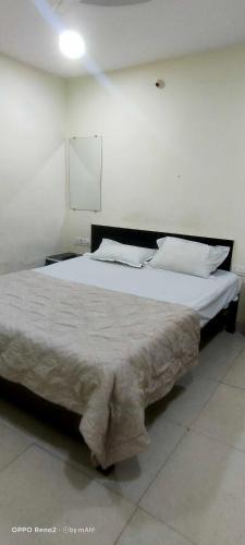 Chandrapur Hotel | OYO Flagship Hotel Delight Inn
