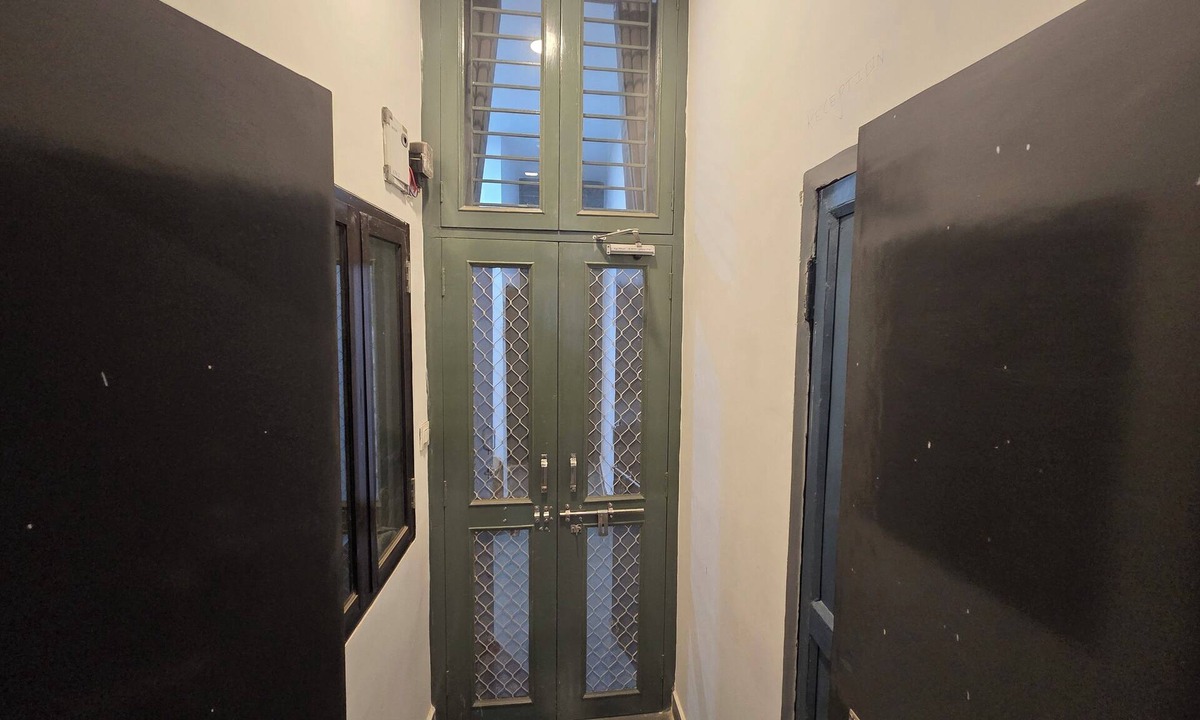 Tonk Road Apartment | Peaceful 1BHK 🌿 WiFi near by GT Mall, Airport” ✅ Jawahar circle malviya nagar