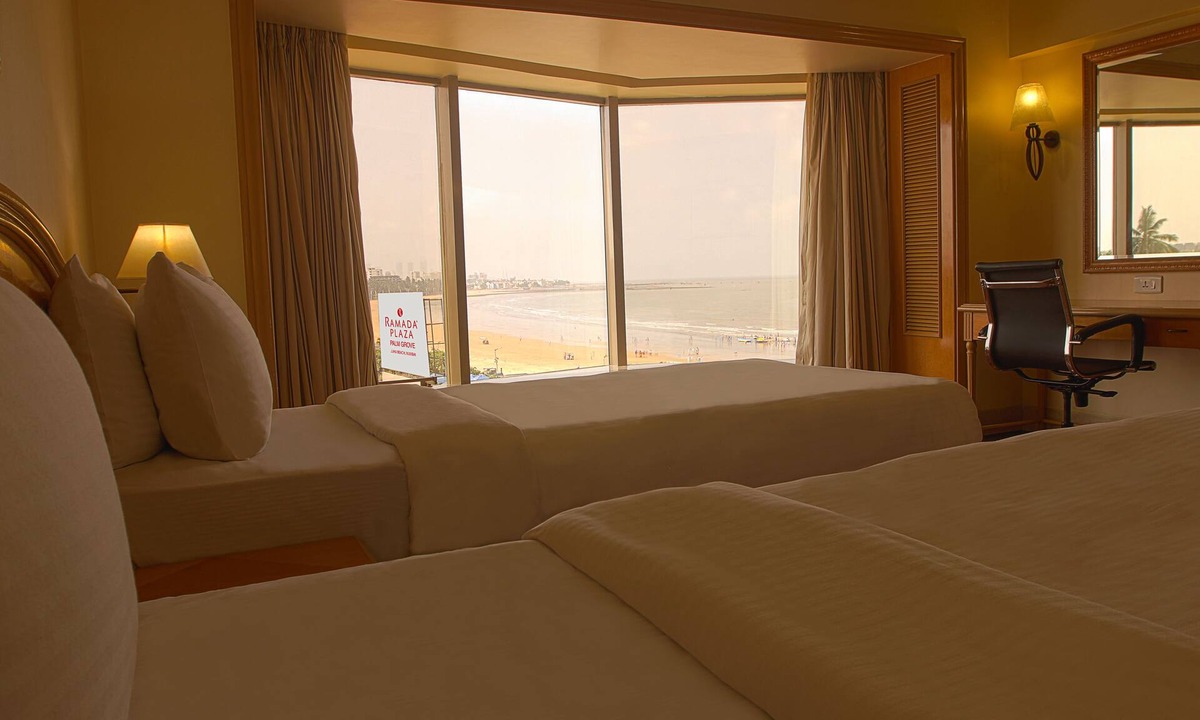 Juhu Hotel | Ramada Plaza by Wyndham Palm Grove