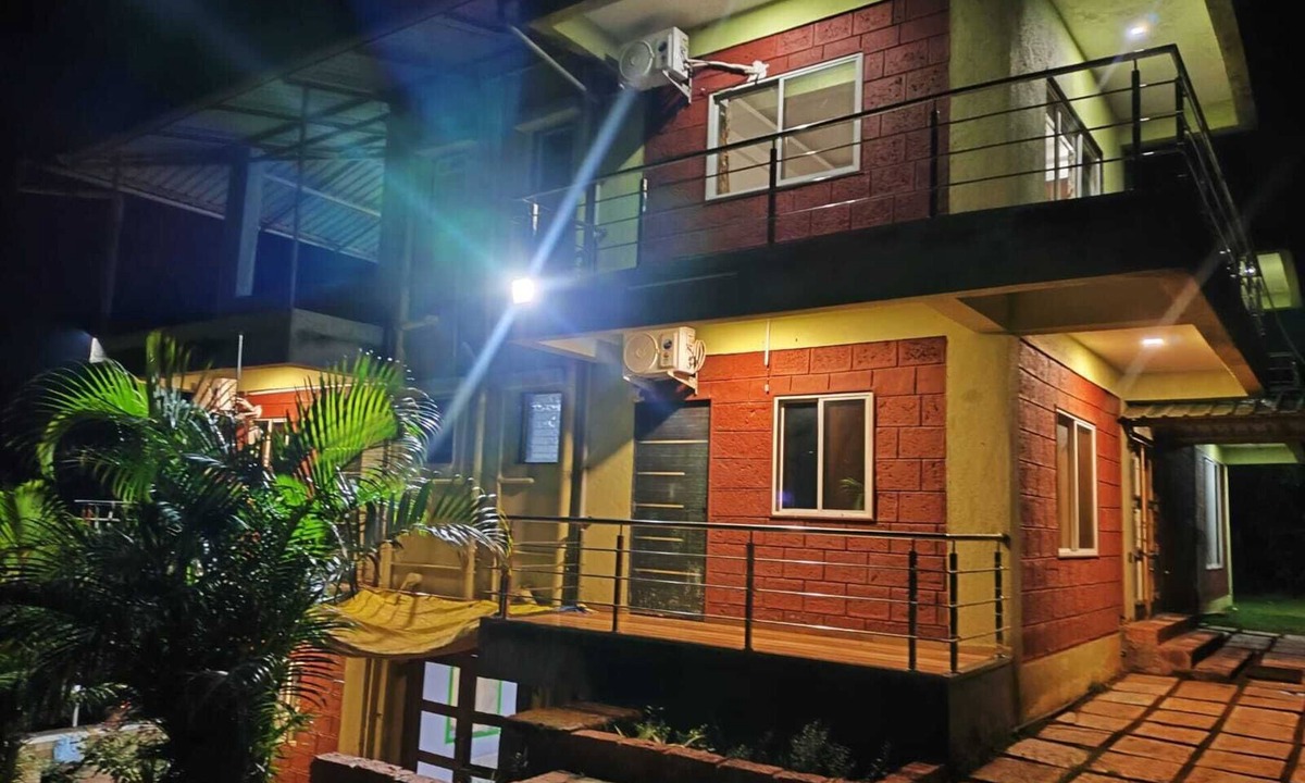Medha Hotel | Red Soil Strawberry Farm villa