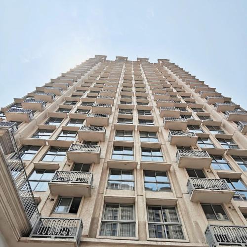 Hiranandani Gardens Apartment | Regent Entire One Bedroom Apartment - Hiranandani Gardens, Mumbai Powai